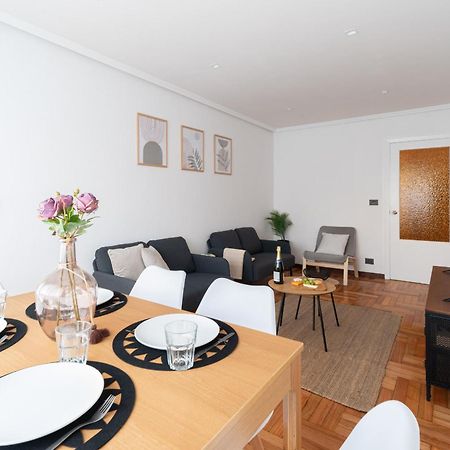 Amplia Vivienda Con Garaje Apartment Виго Екстериор снимка