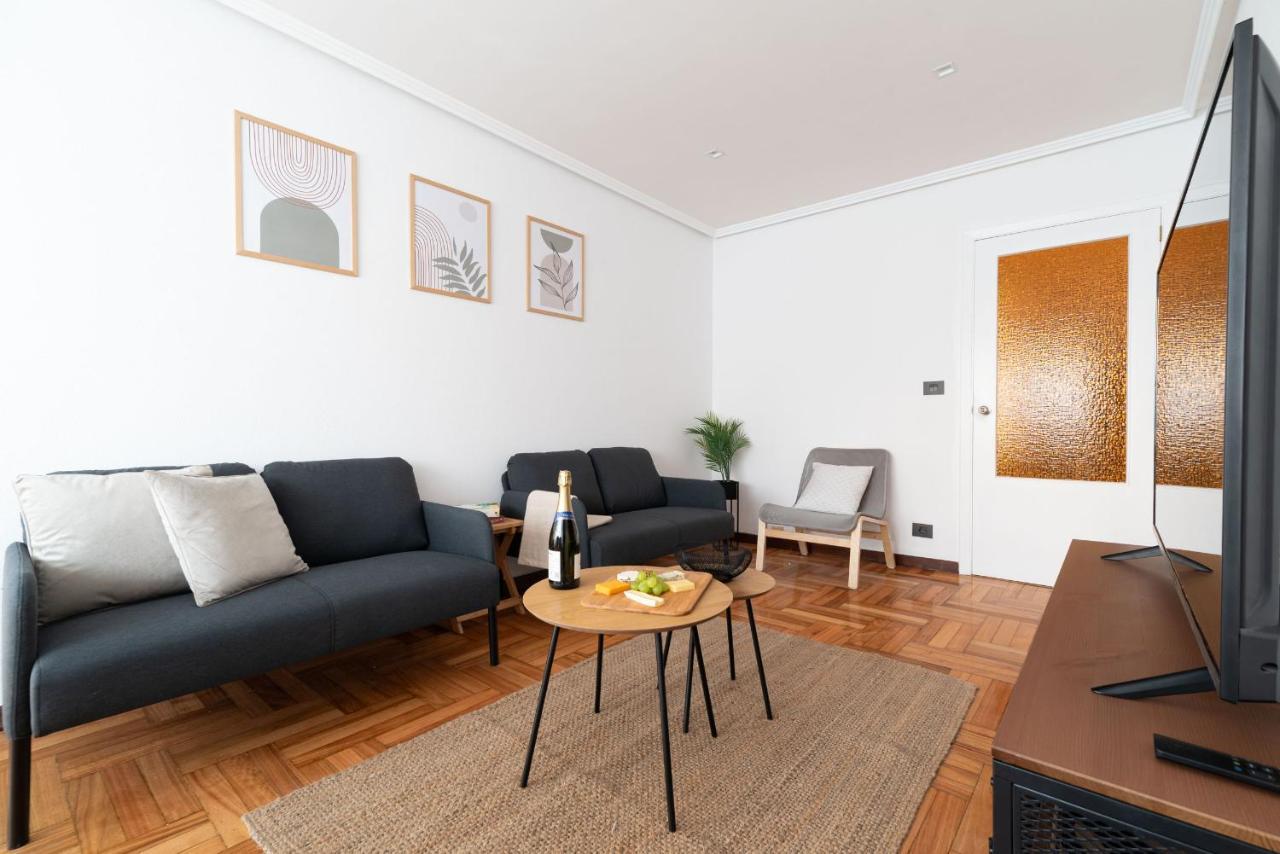 Amplia Vivienda Con Garaje Apartment Виго Екстериор снимка