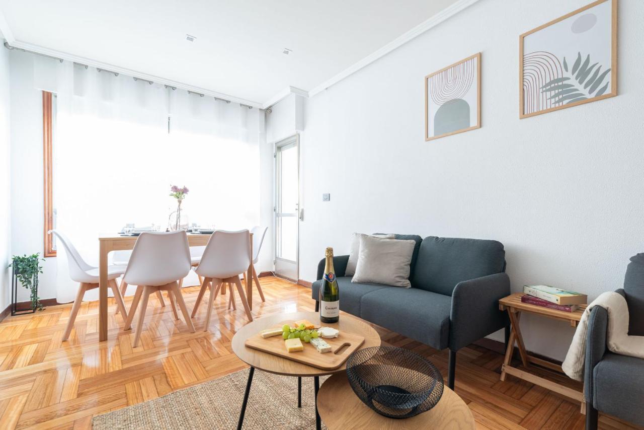 Amplia Vivienda Con Garaje Apartment Виго Екстериор снимка