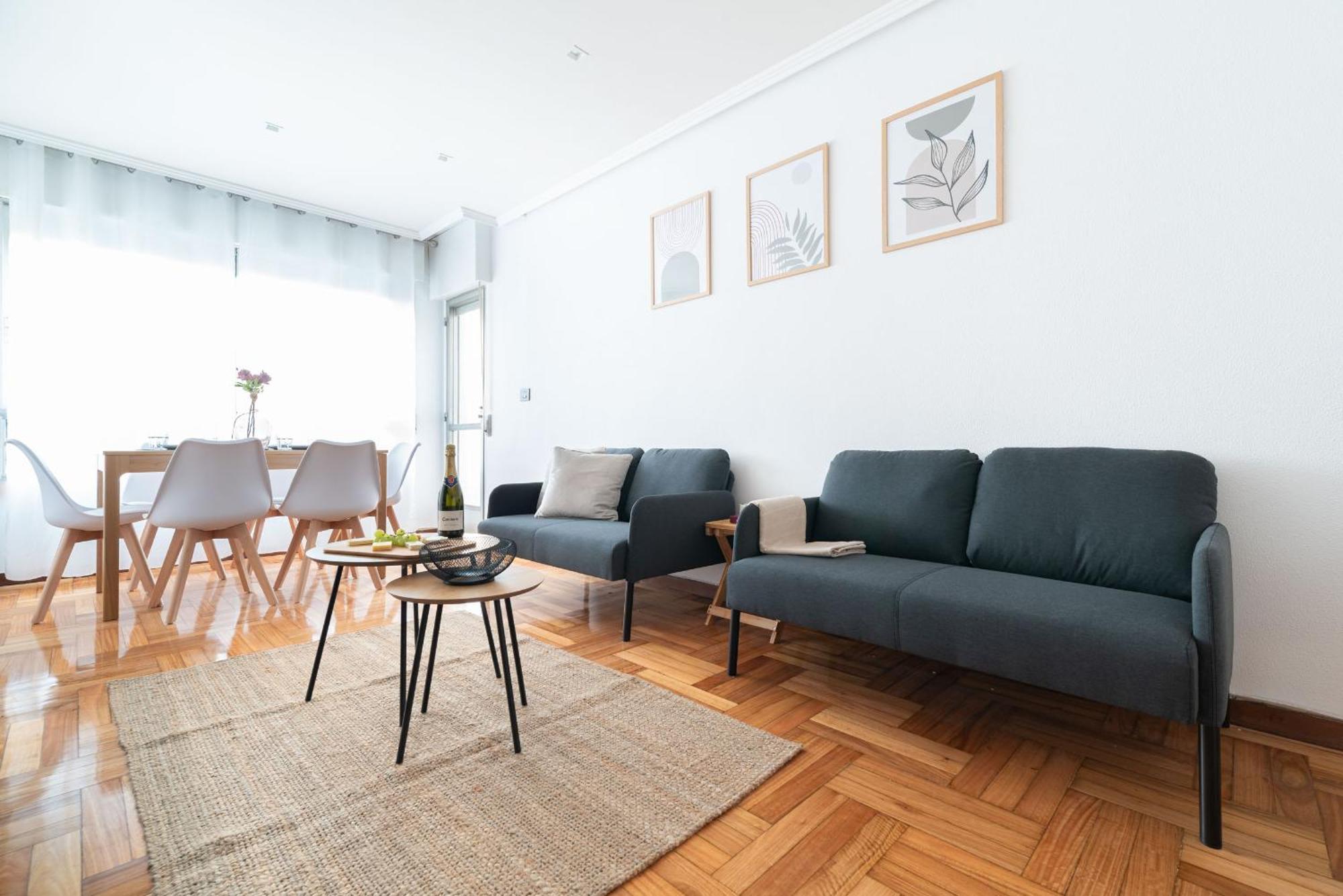 Amplia Vivienda Con Garaje Apartment Виго Екстериор снимка